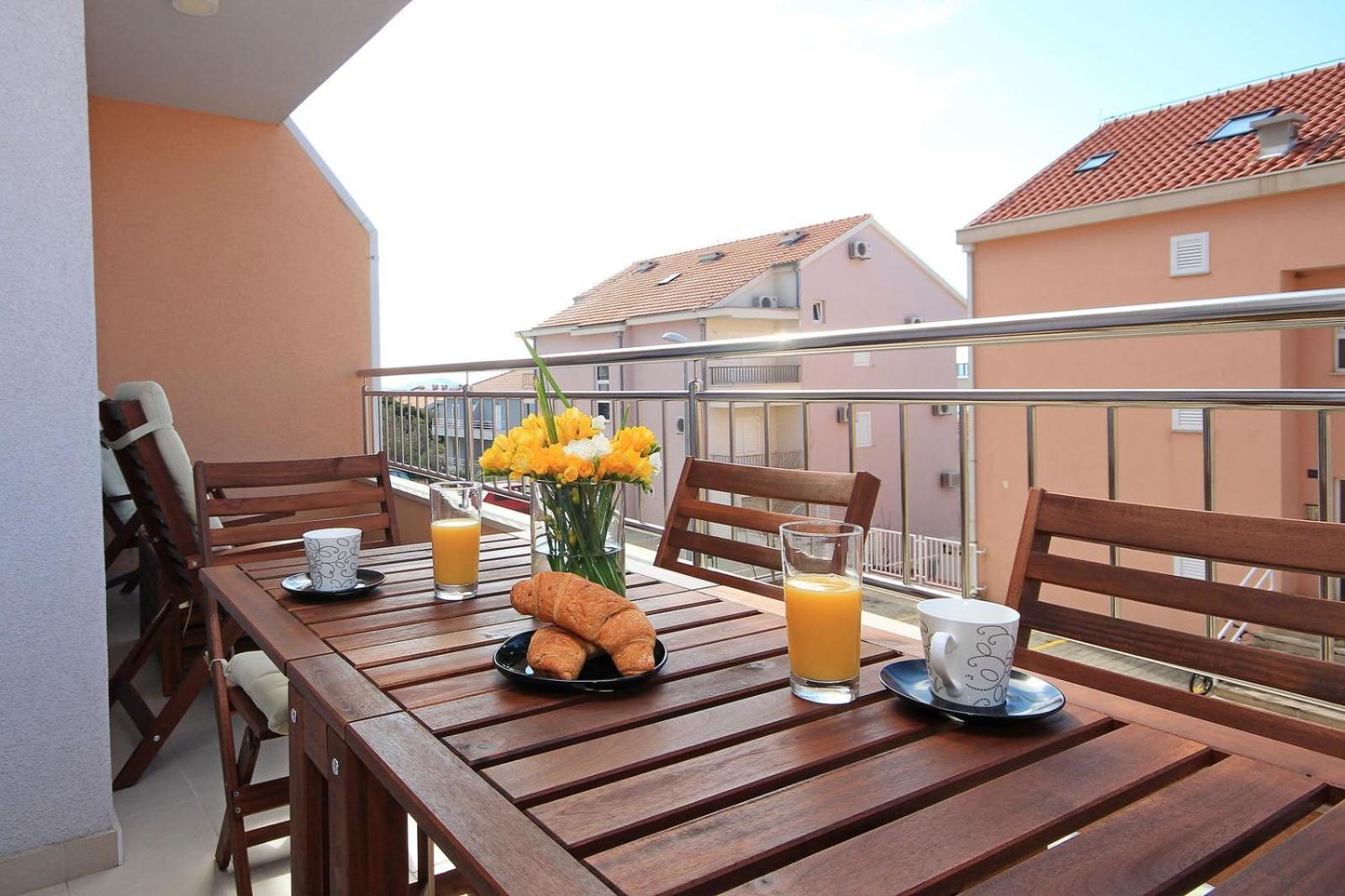 Apartman Ela Макарска Экстерьер фото